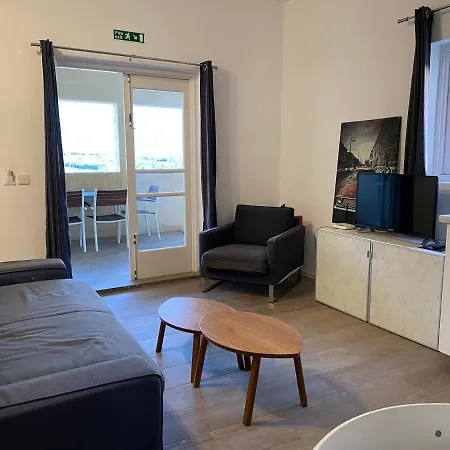 Tritoni Valletta Harbour House - The Harbour Seaviews Апартаменты *